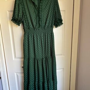 Max Studio Green Tiered Midi Dress - Elegant Textured Fabric